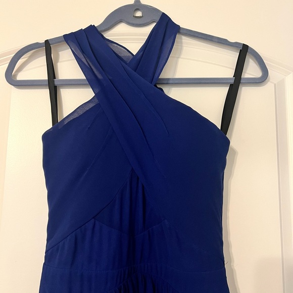 Halter formal gown - Picture 4 of 5